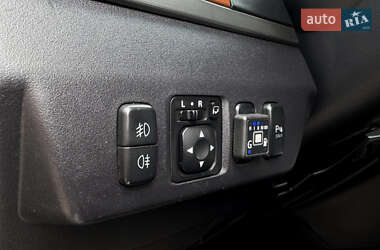 Позашляховик / Кросовер Mitsubishi Pajero 2012 в 