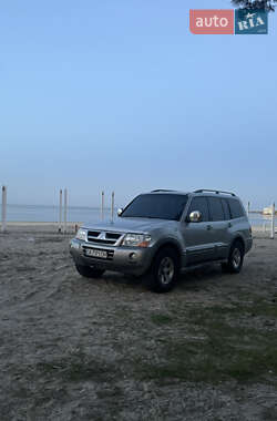 Внедорожник / Кроссовер Mitsubishi Pajero 2004 в Черкассах