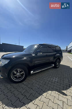 Внедорожник / Кроссовер Mitsubishi Pajero 2007 в 