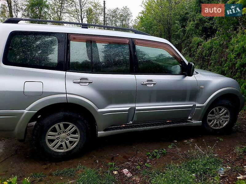 Внедорожник / Кроссовер Mitsubishi Pajero 2004 в Буче фото 2 Внедорожник / Кроссовер Mitsubishi Pajero 2004 в Буче