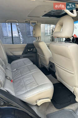 Внедорожник / Кроссовер Mitsubishi Pajero 2006 в 