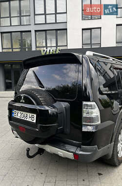 Внедорожник / Кроссовер Mitsubishi Pajero 2007 в 