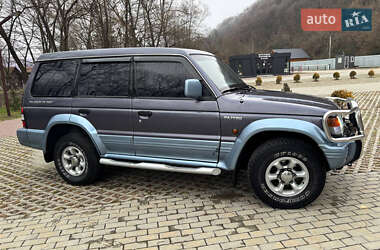 Внедорожник / Кроссовер Mitsubishi Pajero 1995 в Сваляве