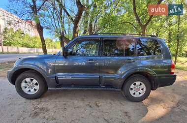Внедорожник / Кроссовер Mitsubishi Pajero 2007 в 