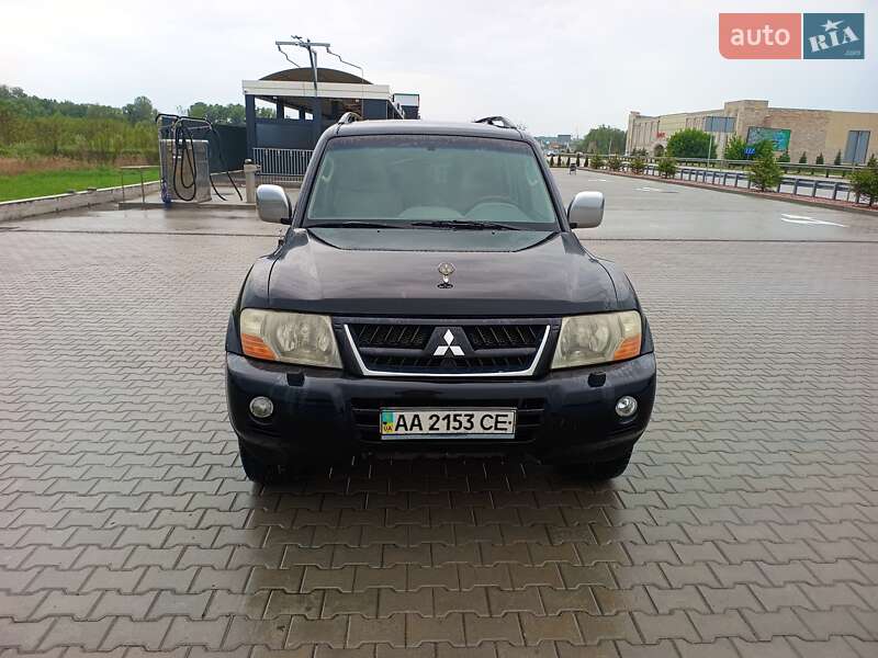 Mitsubishi Pajero 2006