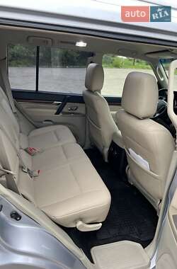 Внедорожник / Кроссовер Mitsubishi Pajero 2007 в 