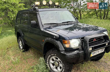 Внедорожник / Кроссовер Mitsubishi Pajero 1994 в Киеве