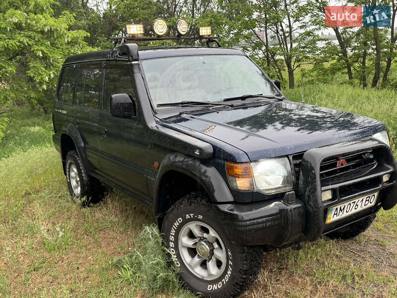 Mitsubishi Pajero 1994
