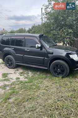 Позашляховик / Кросовер Mitsubishi Pajero 2008 в Харкові