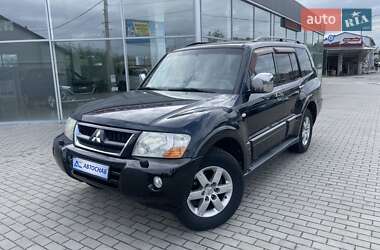 Позашляховик / Кросовер Mitsubishi Pajero 2005 в Полтаві