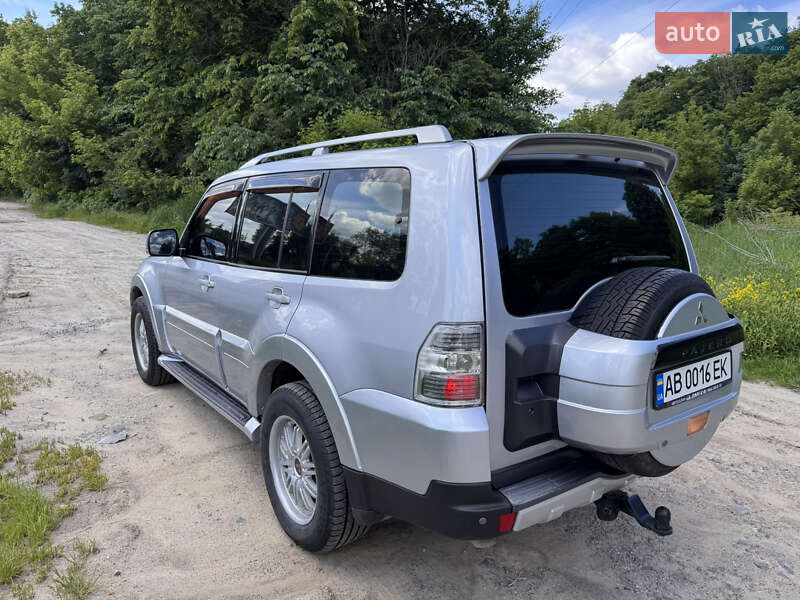 Внедорожник / Кроссовер Mitsubishi Pajero 2007 в Виннице