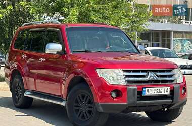 Внедорожник / Кроссовер Mitsubishi Pajero 2007 в 