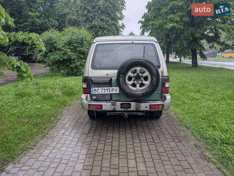 Внедорожник / Кроссовер Mitsubishi Pajero 1996 в Львове