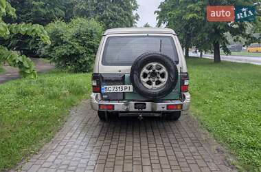Внедорожник / Кроссовер Mitsubishi Pajero 1996 в 