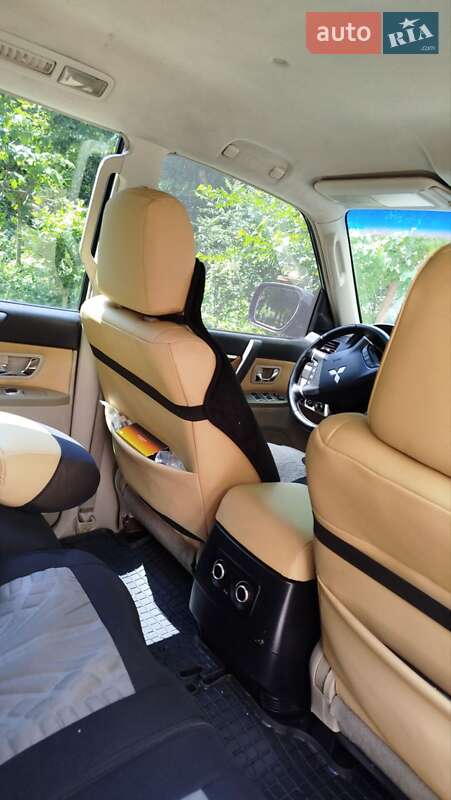 Внедорожник / Кроссовер Mitsubishi Pajero 2007 в Одессе