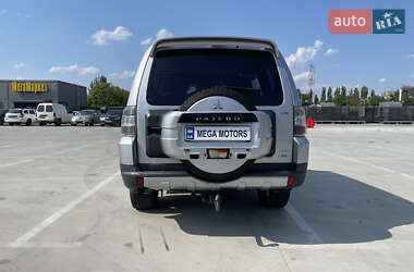 Позашляховик / Кросовер Mitsubishi Pajero 2008 в 