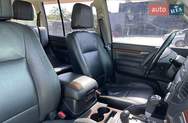 Позашляховик / Кросовер Mitsubishi Pajero 2008 в 