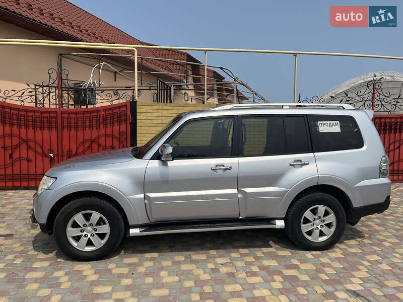Внедорожник / Кроссовер Mitsubishi Pajero 2008 в Запорожье фото 5 Внедорожник / Кроссовер Mitsubishi Pajero 2008 в Запорожье