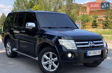 Внедорожник / Кроссовер Mitsubishi Pajero 2007 в Днепре