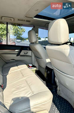 Внедорожник / Кроссовер Mitsubishi Pajero 2008 в 