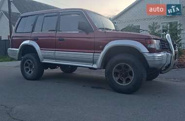 Внедорожник / Кроссовер Mitsubishi Pajero 1993 в 