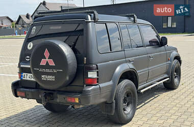 Внедорожник / Кроссовер Mitsubishi Pajero 1991 в 