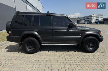Внедорожник / Кроссовер Mitsubishi Pajero 1991 в 