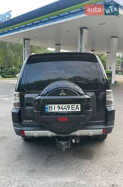 Внедорожник / Кроссовер Mitsubishi Pajero 2007 в 