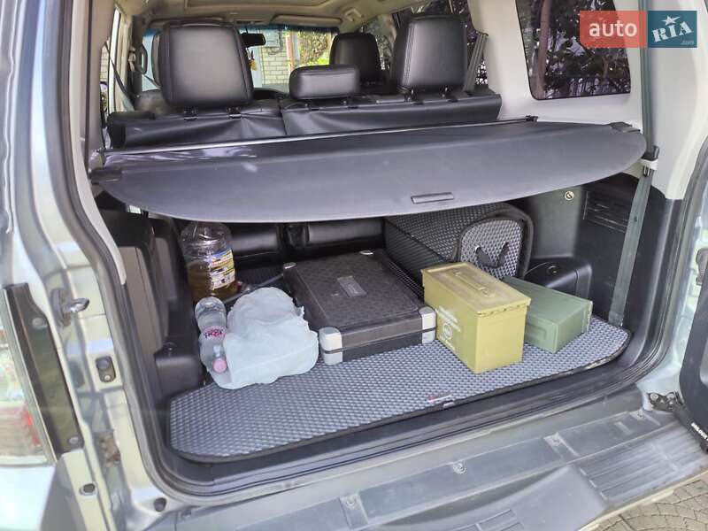 Внедорожник / Кроссовер Mitsubishi Pajero 2007 в Краматорске