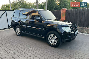 Внедорожник / Кроссовер Mitsubishi Pajero 2007 в 