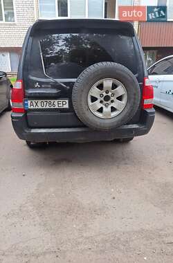 Внедорожник / Кроссовер Mitsubishi Pajero 2003 в 