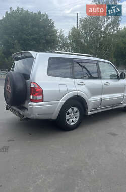 Внедорожник / Кроссовер Mitsubishi Pajero 2003 в 