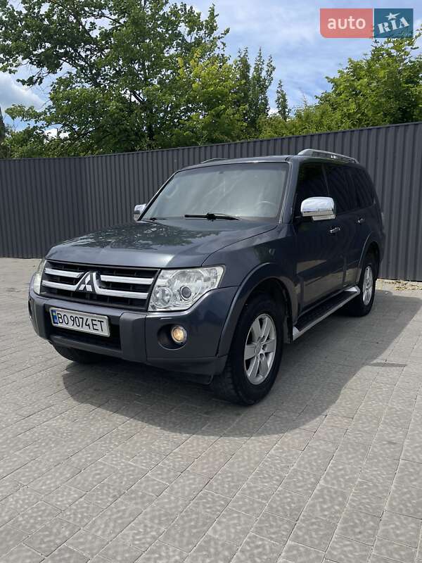 Mitsubishi Pajero 2007