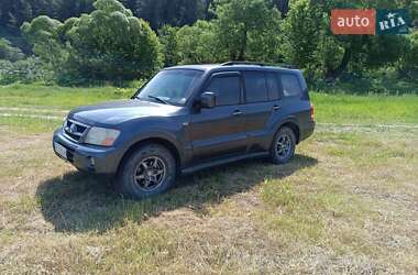 Внедорожник / Кроссовер Mitsubishi Pajero 2006 в 