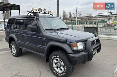 Внедорожник / Кроссовер Mitsubishi Pajero 1994 в Киеве
