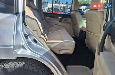 Внедорожник / Кроссовер Mitsubishi Pajero 2007 в 