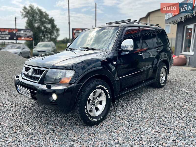 Mitsubishi Pajero 2006