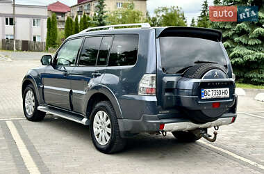 Внедорожник / Кроссовер Mitsubishi Pajero 2007 в 