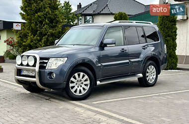 Внедорожник / Кроссовер Mitsubishi Pajero 2007 в 