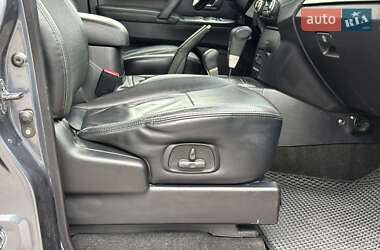 Внедорожник / Кроссовер Mitsubishi Pajero 2007 в 