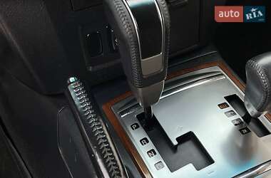 Внедорожник / Кроссовер Mitsubishi Pajero 2009 в 