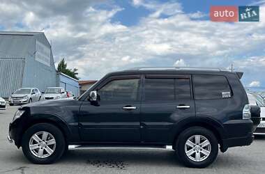 Внедорожник / Кроссовер Mitsubishi Pajero 2009 в 
