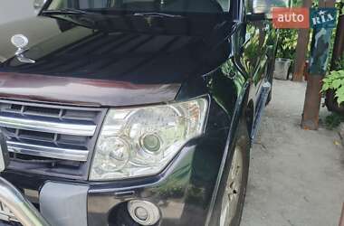 Внедорожник / Кроссовер Mitsubishi Pajero 2007 в 