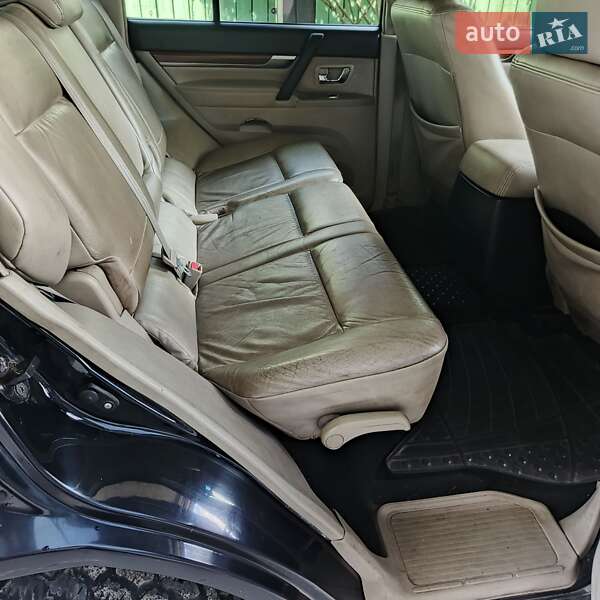 Позашляховик / Кросовер Mitsubishi Pajero 2007 в Києві