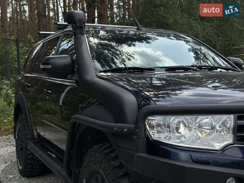 Внедорожник / Кроссовер Mitsubishi Pajero 2013 в Гостомеле