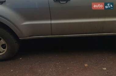 Внедорожник / Кроссовер Mitsubishi Pajero 2004 в 