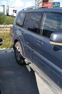 Позашляховик / Кросовер Mitsubishi Pajero 2008 в 