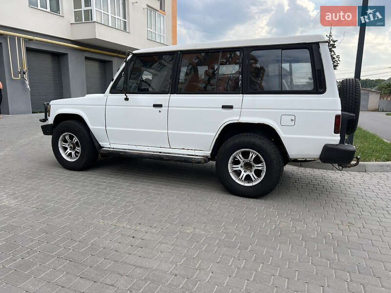 Позашляховик / Кросовер Mitsubishi Pajero 1988 в Вінниці