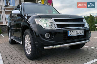 Внедорожник / Кроссовер Mitsubishi Pajero 2014 в Черновцах