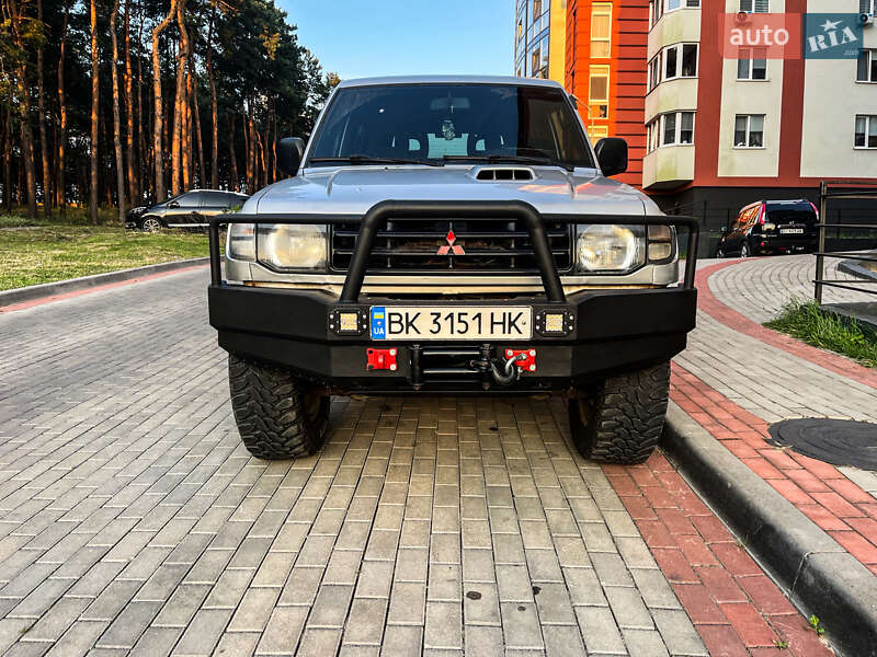 Mitsubishi Pajero 2003